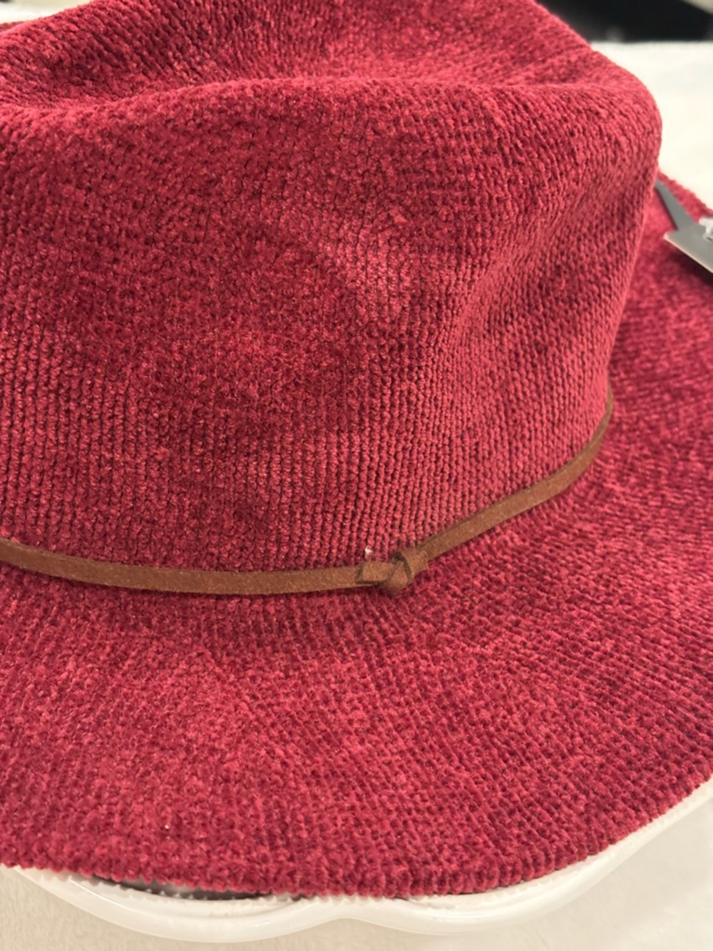 Marcus Adler Women's Burgundy Wide-Brim Fedora Hat - Picture 3 of 4